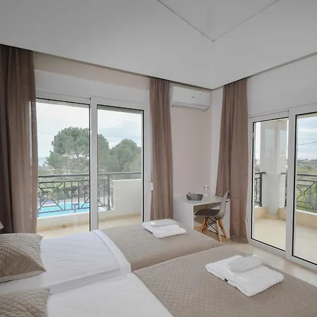 Piccolo Paradiso Villa *